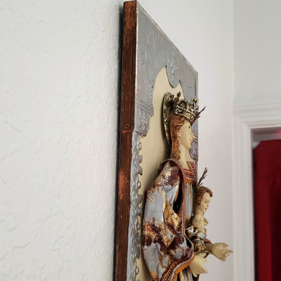 Vintage Virgen Mary Wall Art Hand Made - Picture 5 of 12